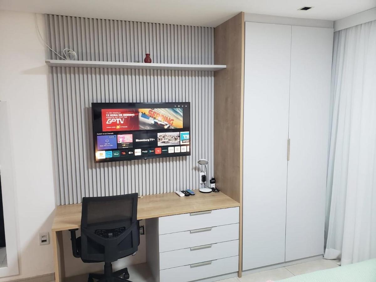 Apartamento 2402 - Flat Em Boa Viagem Praia, Prox Ao Shopping, Vista Mar